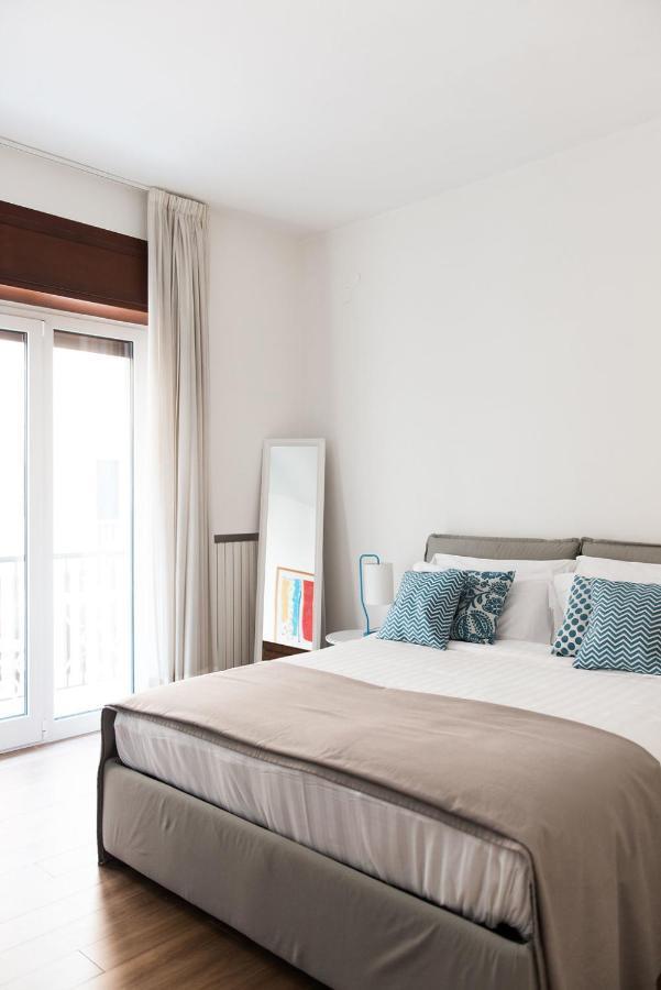 Starhost - GOLDEN APARTMENTS Salerno Exterior foto