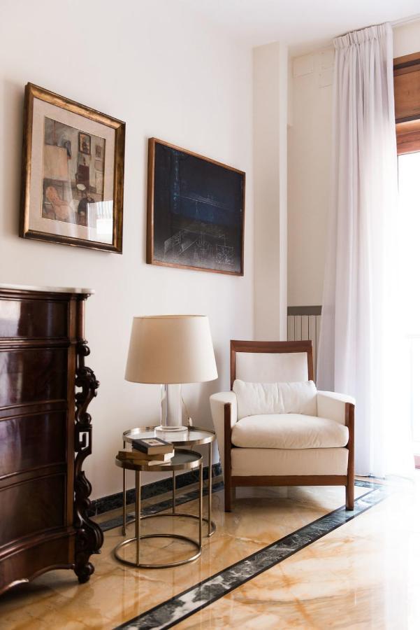 Starhost - GOLDEN APARTMENTS Salerno Exterior foto